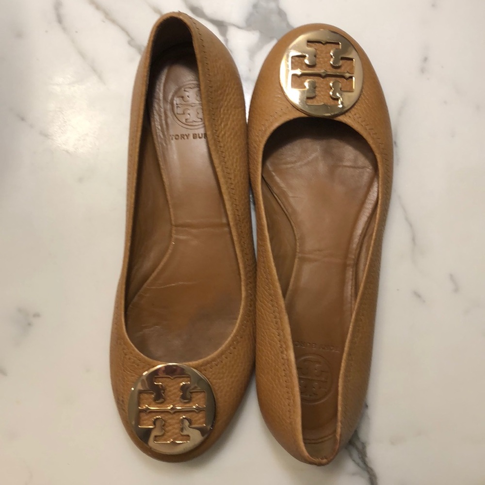Tory Burch Camel Flats